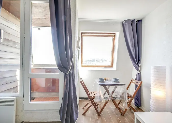 Les Marinas-12 By Interhome Довиль