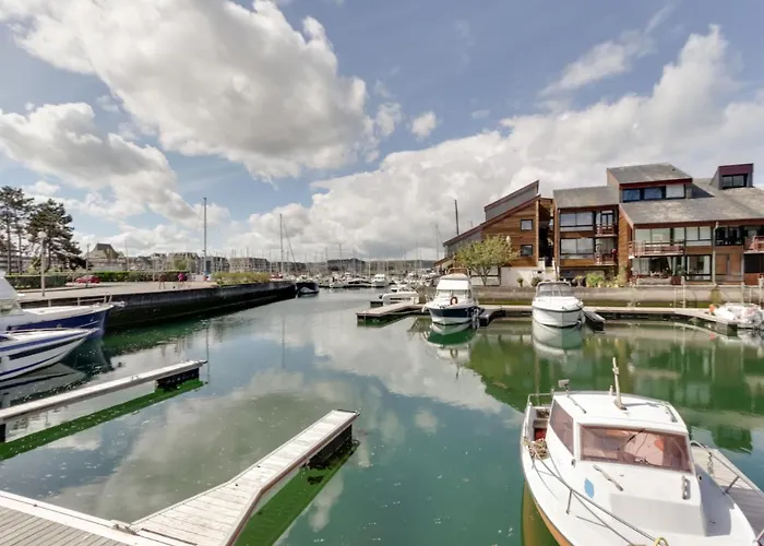 Les Marinas-12 By Interhome Apartamento Deauville